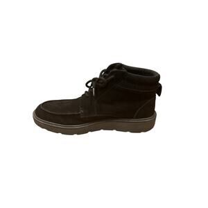 Lands end men’s size 9.5 black suede flannel lined moc toe lace up boots.